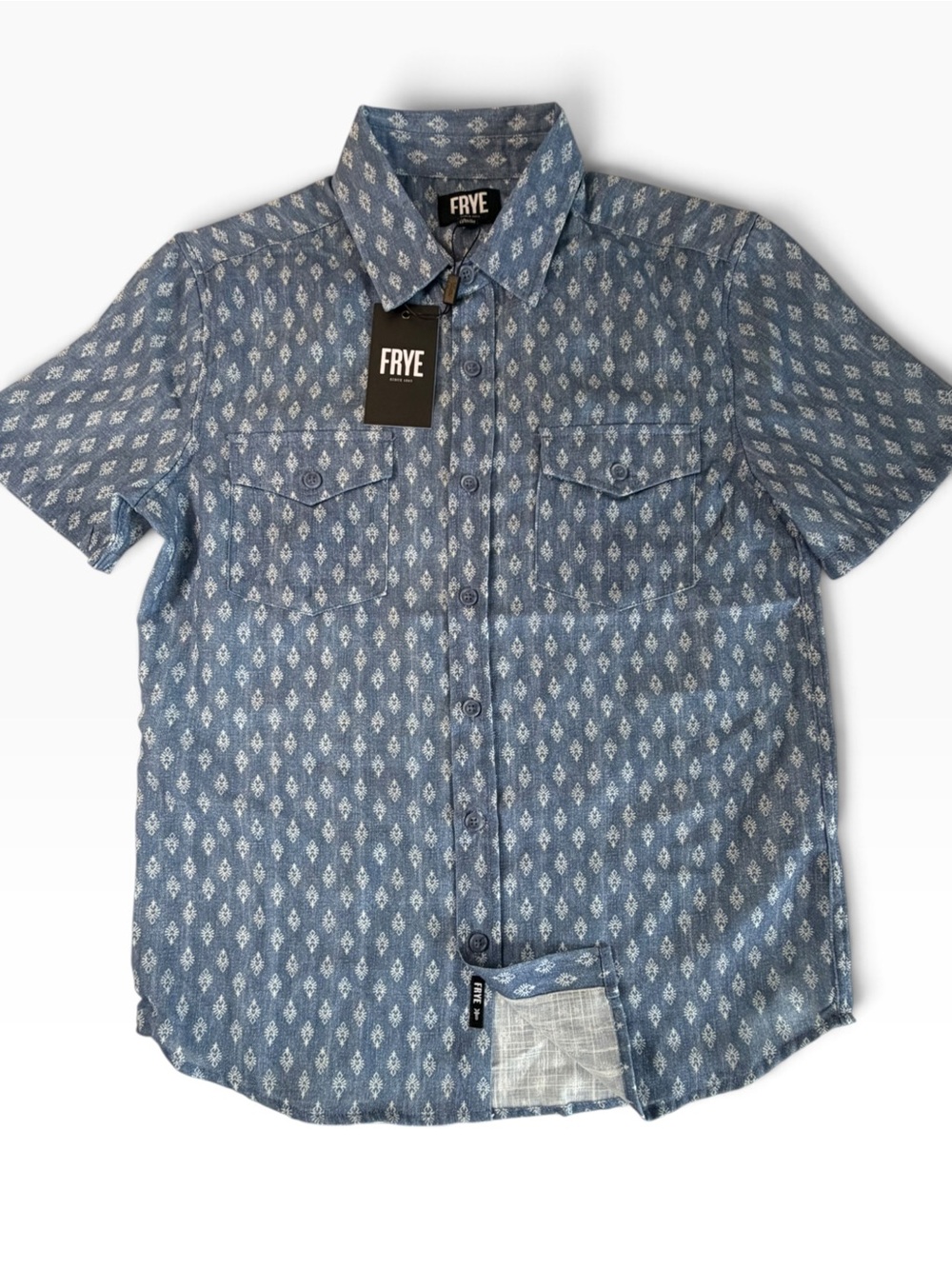 The Frye Co. Men’s Geometric Print Short Sleeve Western Button Up Shirt Small is